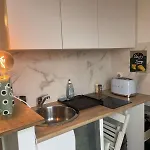 Studio Parisien
